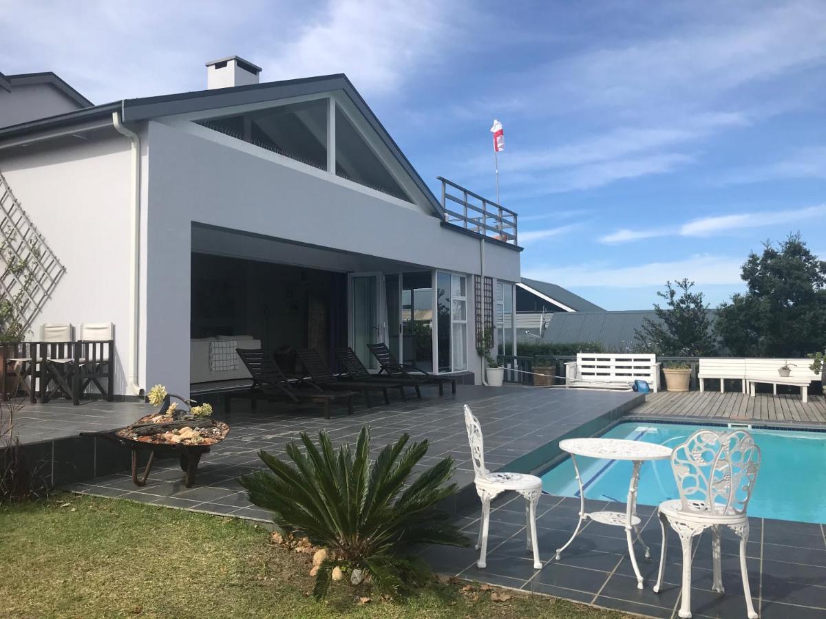 Отель Pezula Golf House Найсне Экстерьер фото